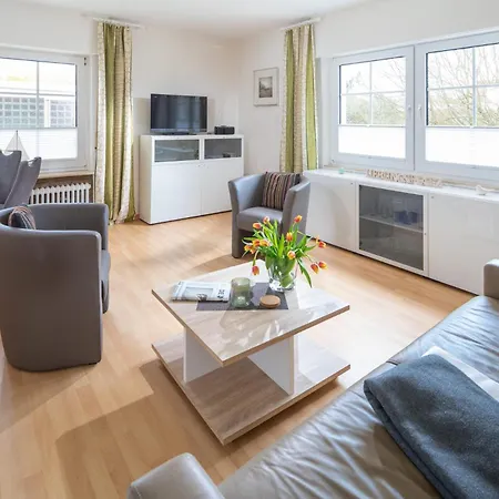 Appartement Haus Coordes 01 *